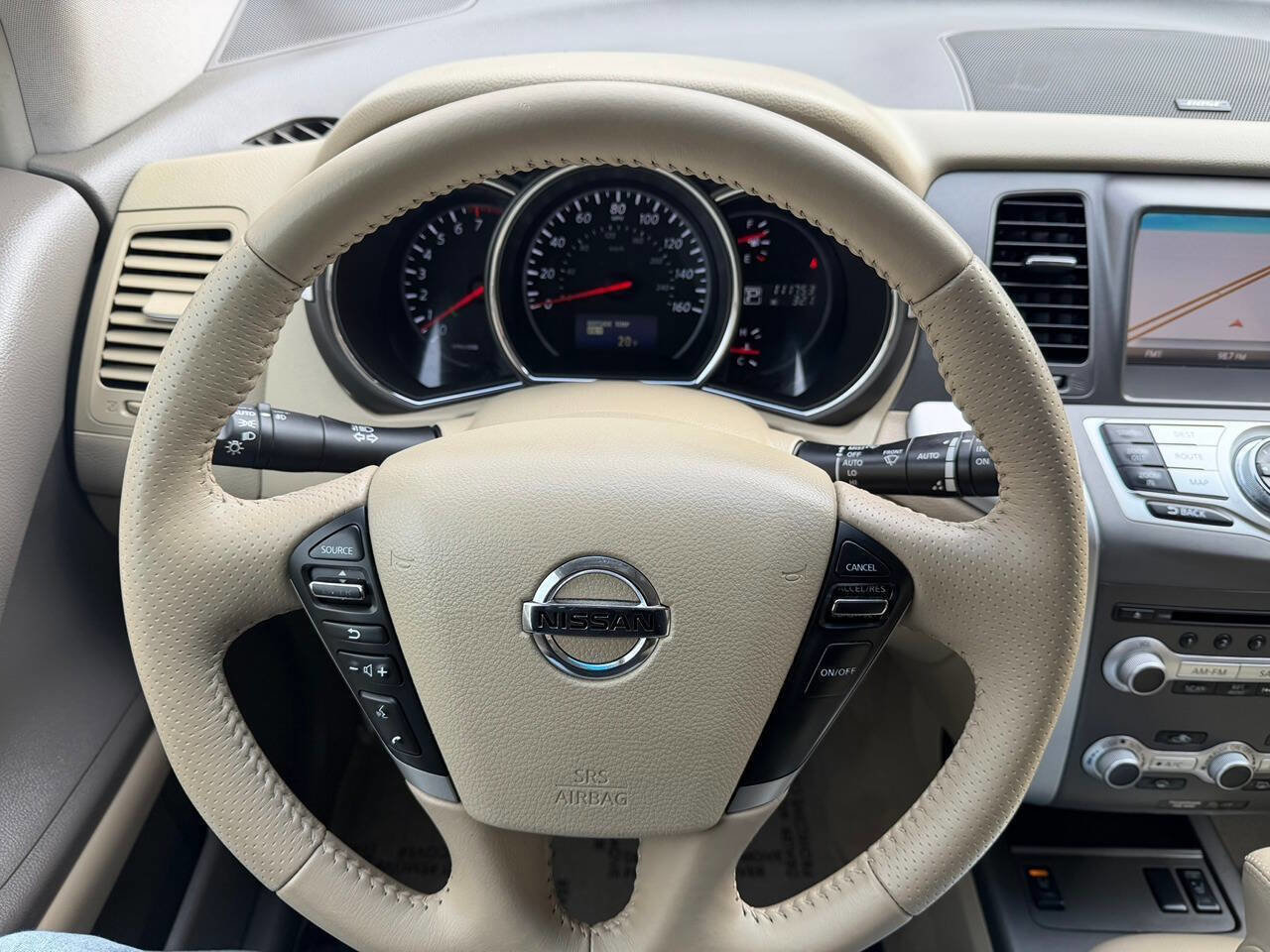 Used 2014 Nissan Murano SL w/ Navigation Package image 16