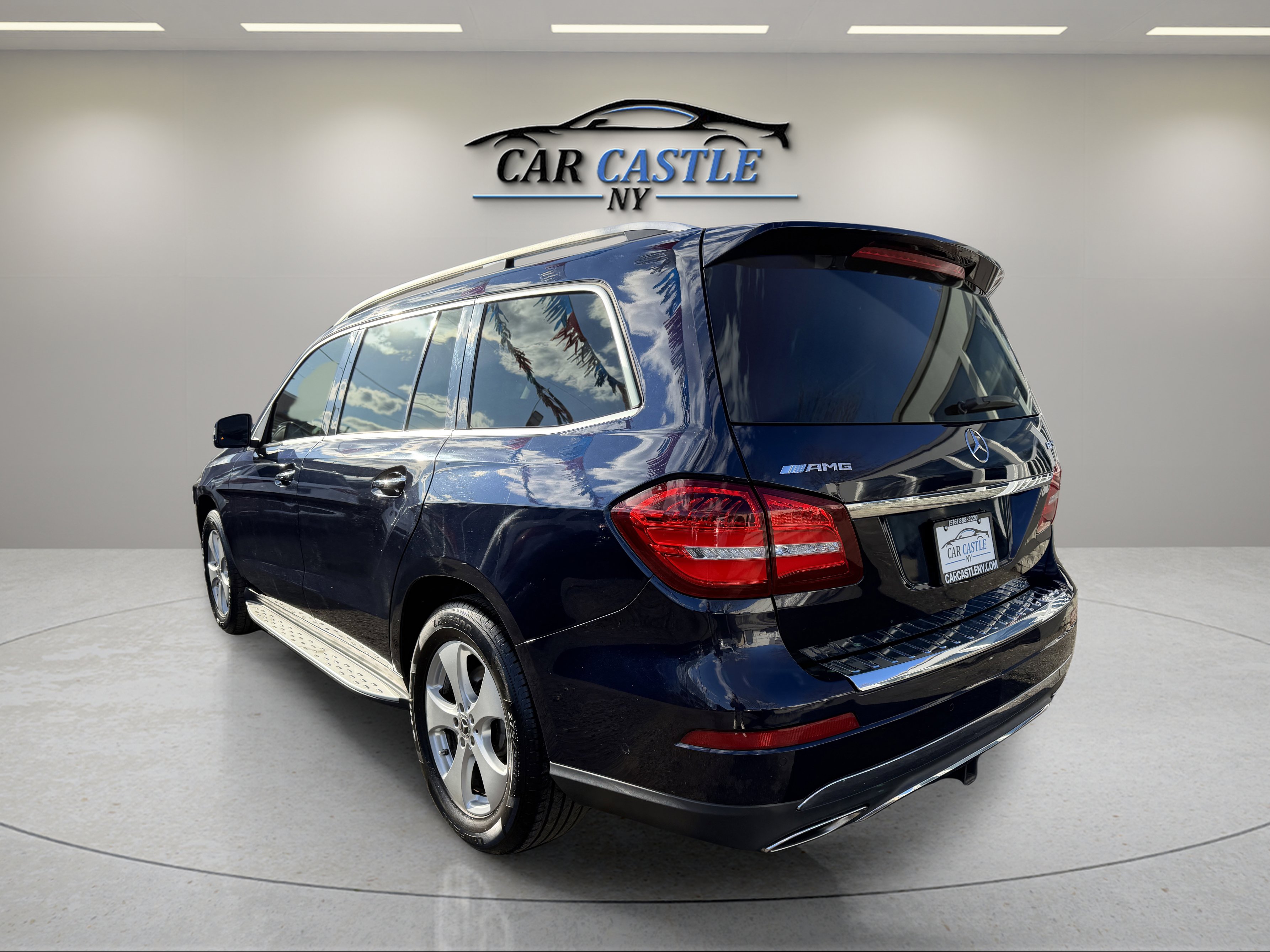 Used 2018 Mercedes-Benz GLS 450 4MATIC w/ Premium Package image 11