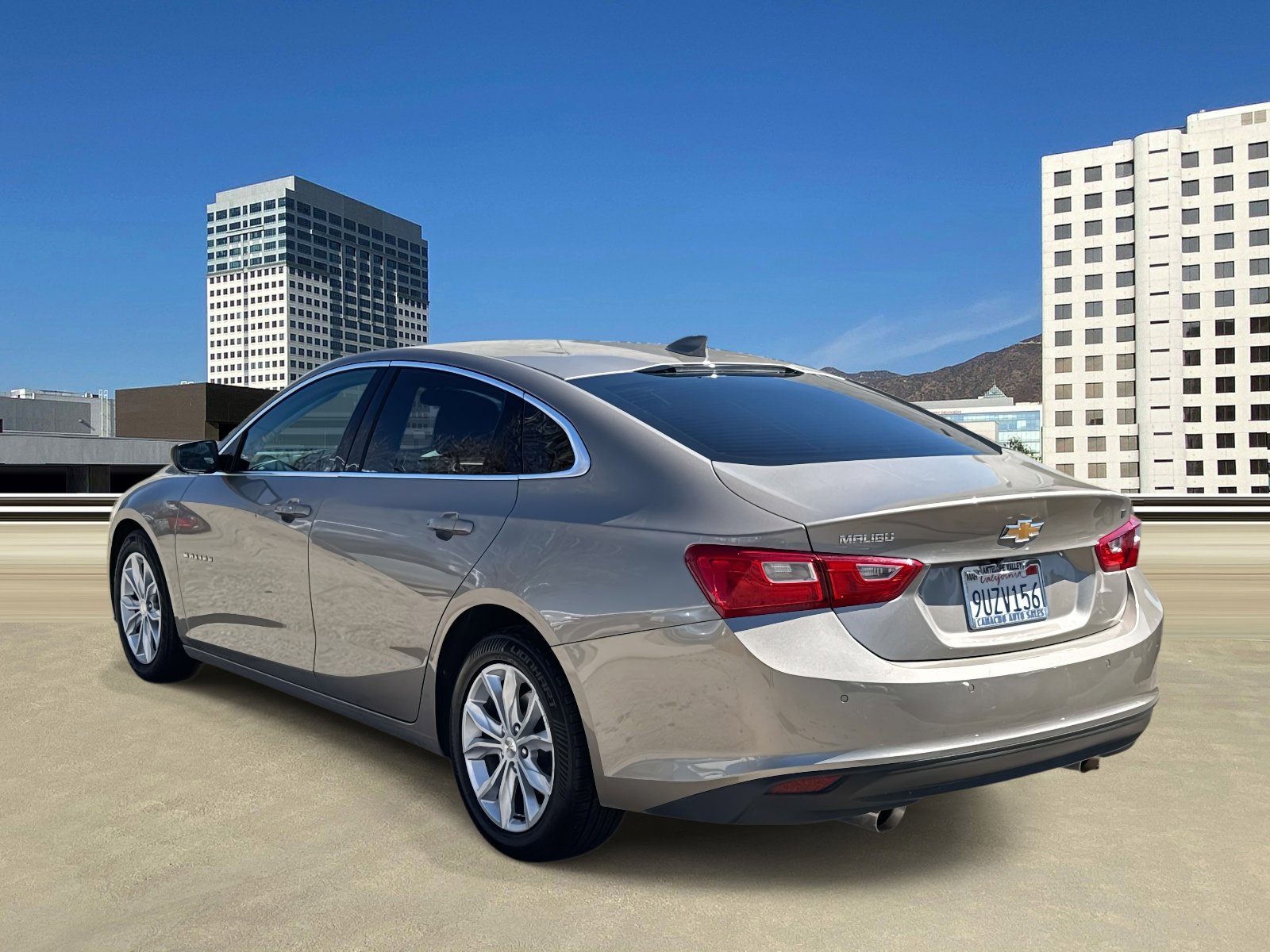Used 2024 Chevrolet Malibu LT image 3