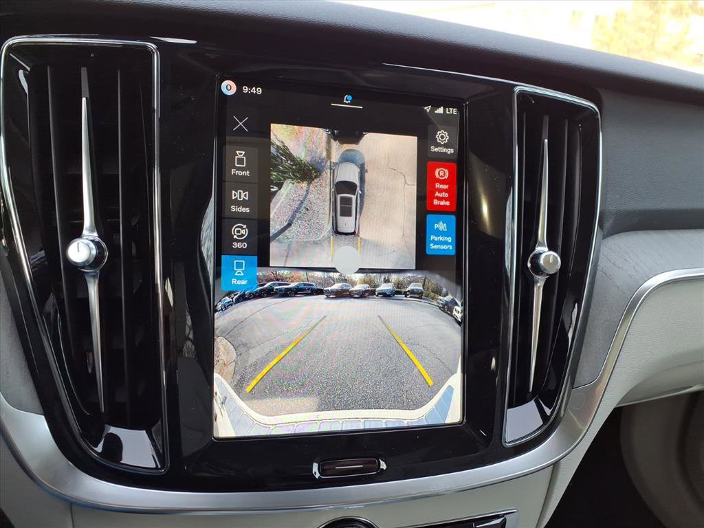 New 2026 Volvo V60 B5 Cross Country Plus w/ Protection Package Premier image 20