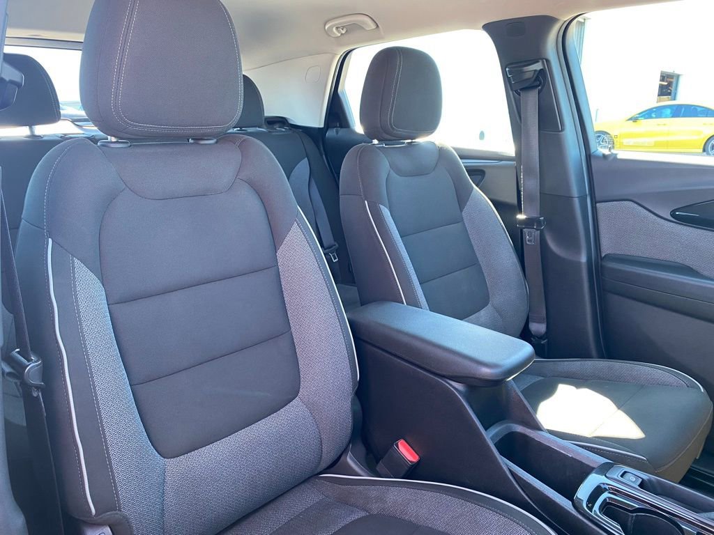 Used 2021 Chevrolet TrailBlazer LS FWD image 18