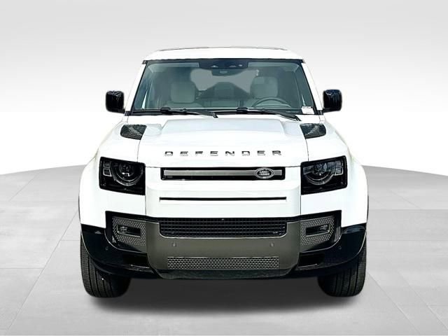 New 2025 Land Rover Defender 110 X-Dynamic SE image 8