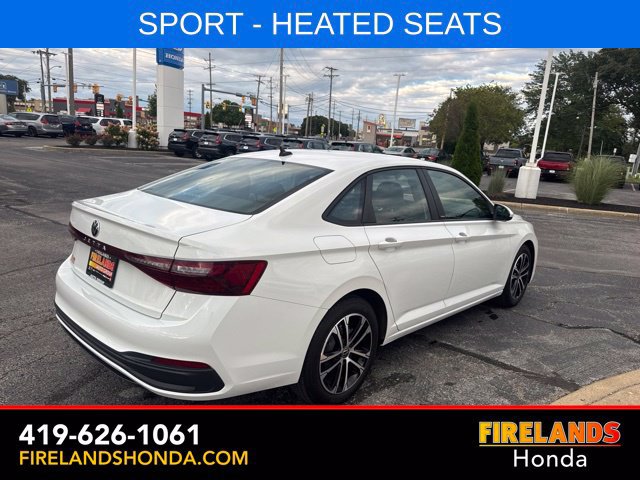Used 2026 Volkswagen Jetta Sport FWD image 5