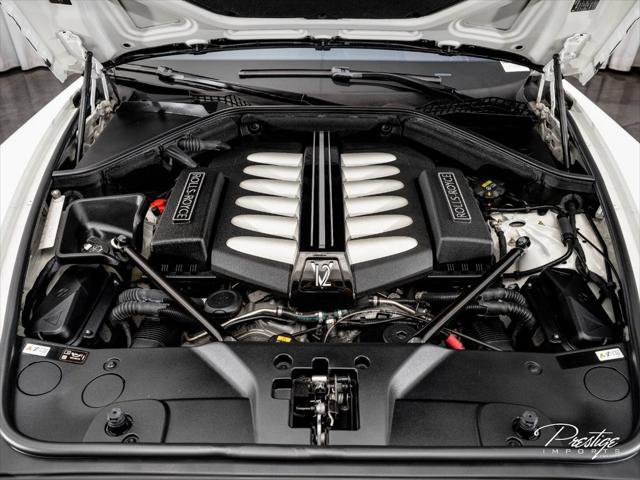 Used 2016 Rolls-Royce Wraith RWD image 12