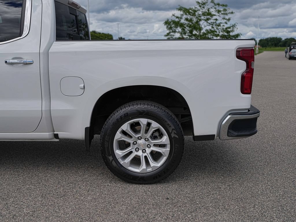 Used 2022 Chevrolet Silverado 1500 LTZ AWD/4WD image 12