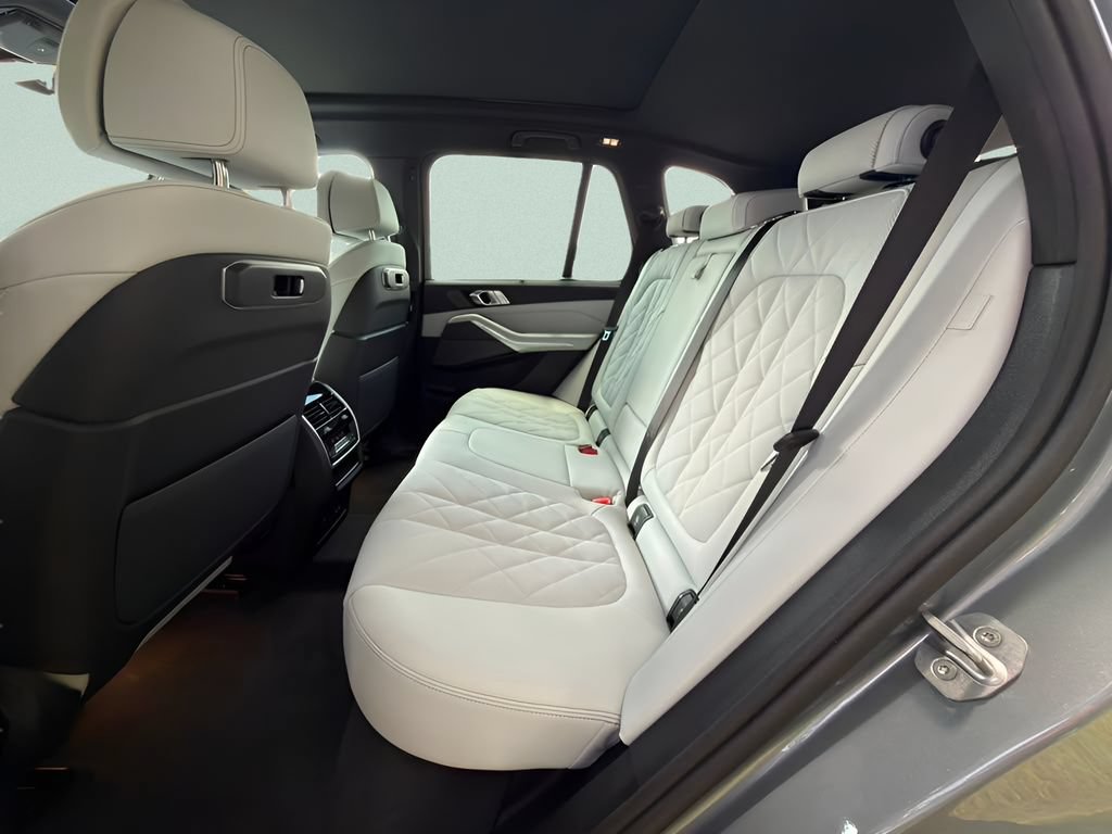 New 2026 BMW X5 xDrive40i AWD/4WD image 21