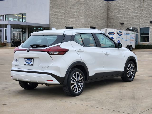 Used 2023 Nissan Kicks SV image 7