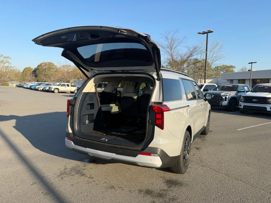 New 2026 Kia Carnival EX image 9