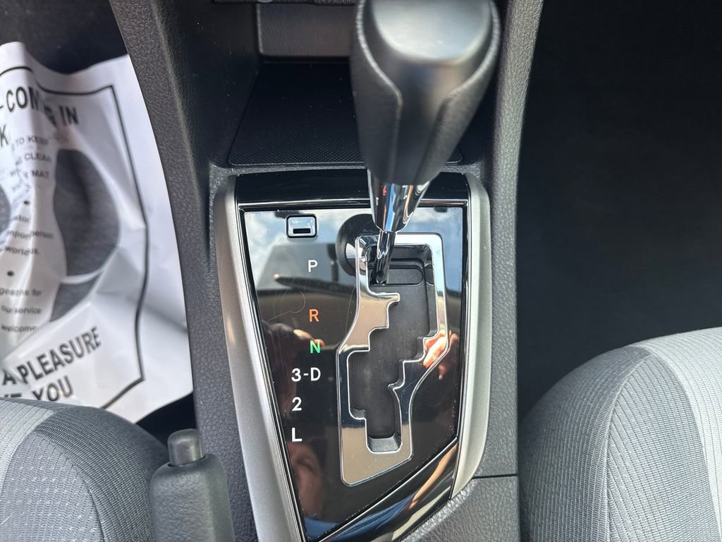 Used 2016 Toyota Corolla L image 20