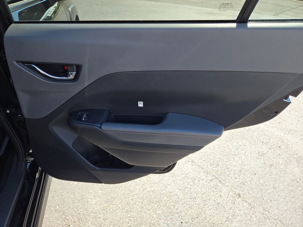 New 2025 Subaru Crosstrek 2.5i Limited image 8