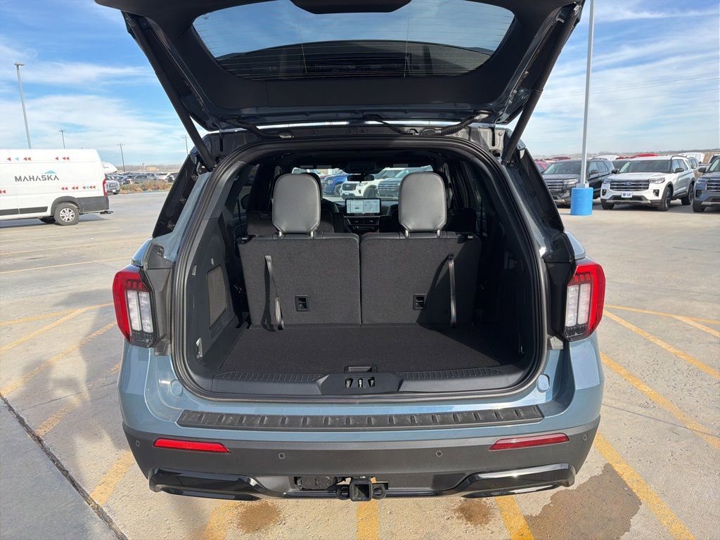 New 2026 Ford Explorer ST-Line image 21