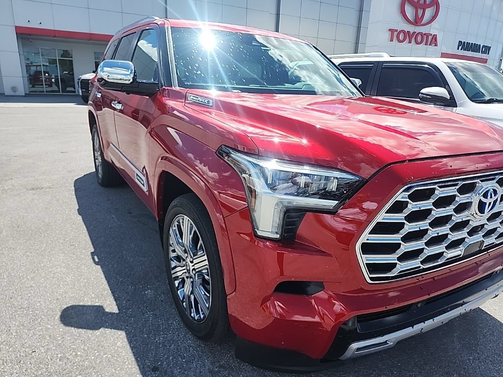 Used 2024 Toyota Sequoia Capstone AWD/4WD image 21