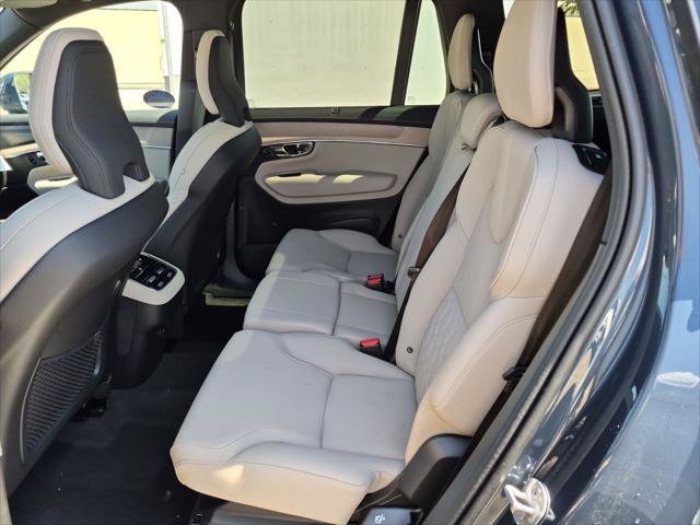 New 2027 Volvo XC90 B6 Plus AWD/4WD image 12