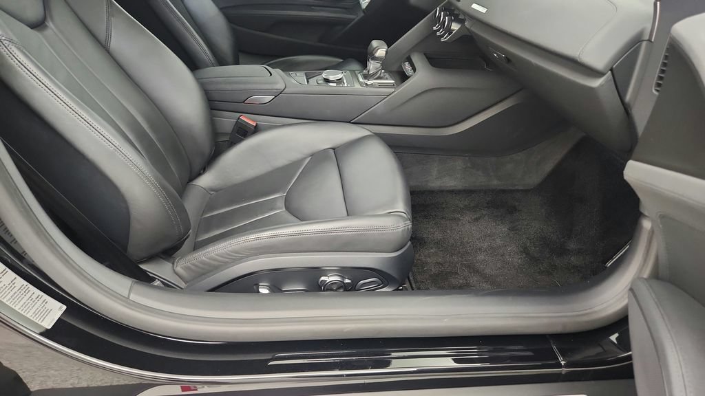 Used 2022 Audi R8 V10 performance RWD image 24