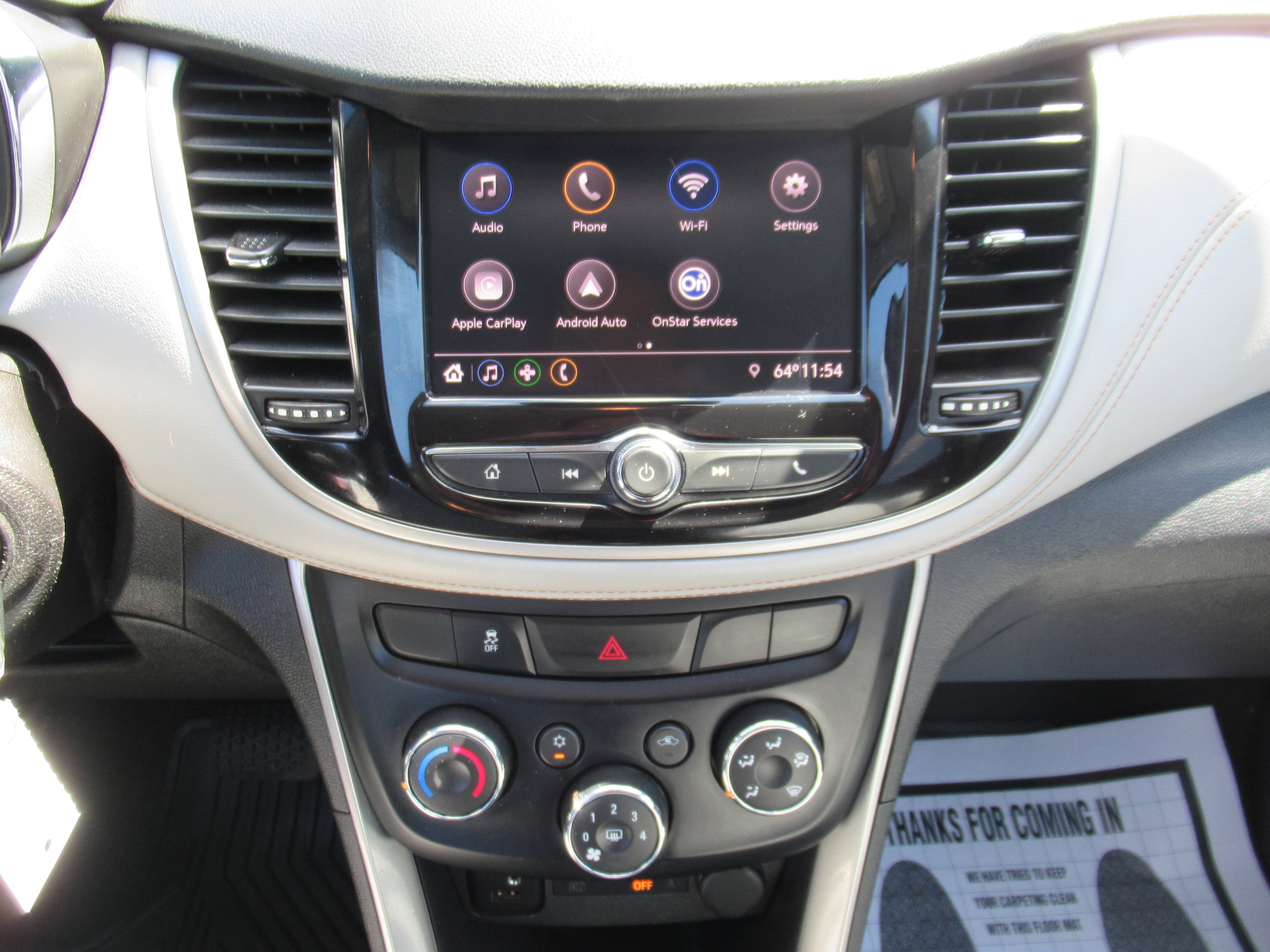 Used 2020 Chevrolet Trax LT FWD image 14