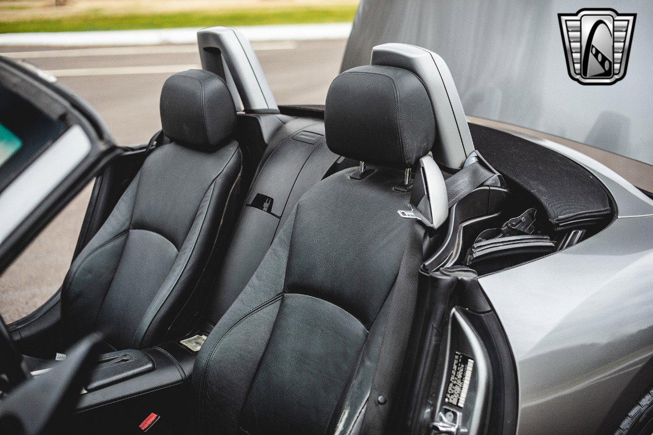 Used 2004 BMW Z4 2.5i image 27