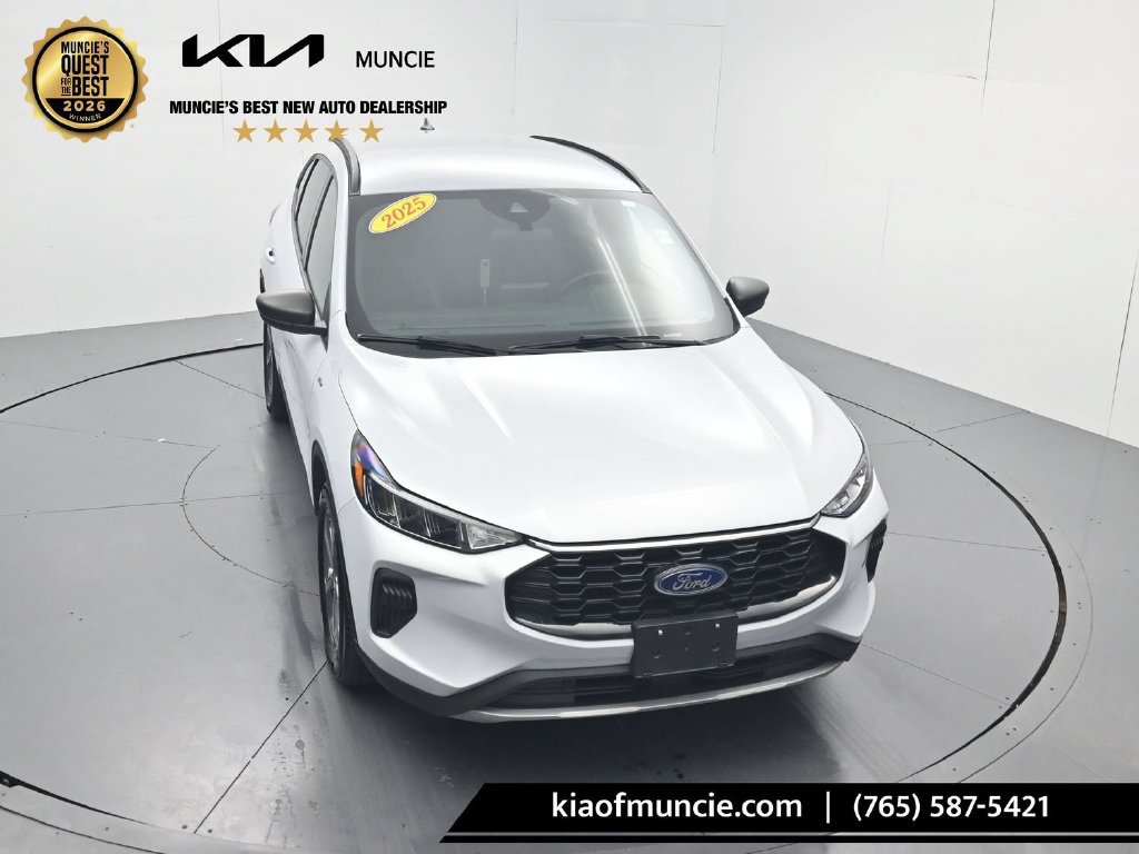 Used 2025 Ford Escape ST-Line FWD image 44