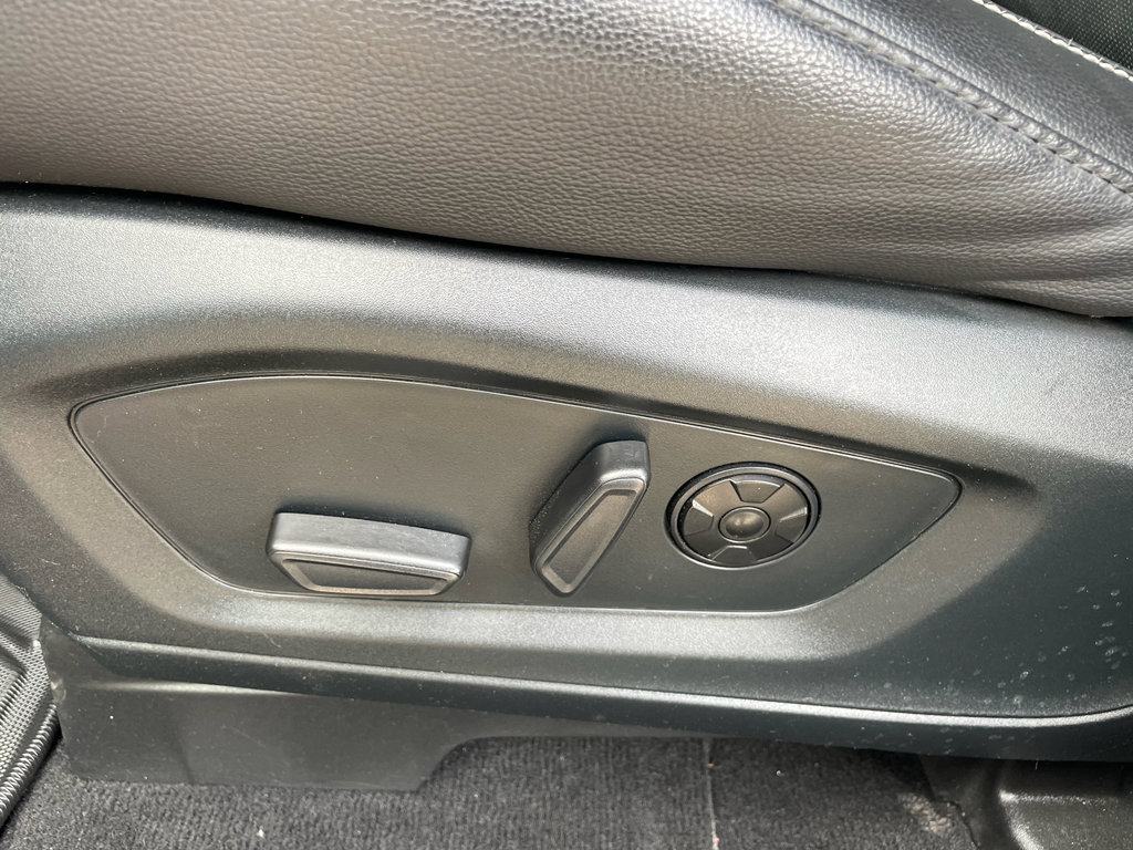 Used 2022 Ford Explorer ST w/ ST Street Pack AWD/4WD image 15