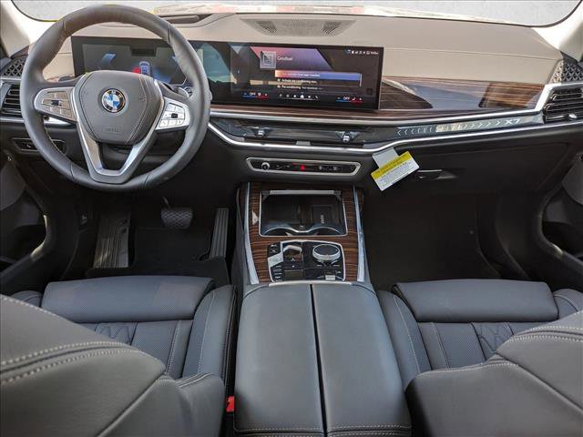 Certified 2026 BMW X7 xDrive40i image 16