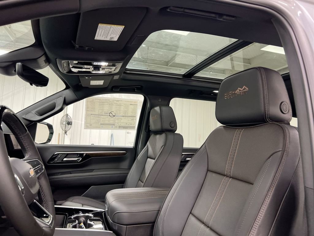 New 2026 Chevrolet Suburban High Country image 20