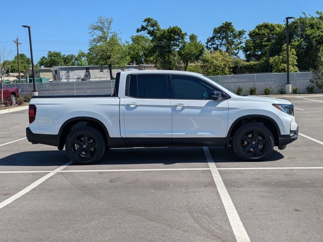 Used 2021 Honda Ridgeline Black Edition image 4