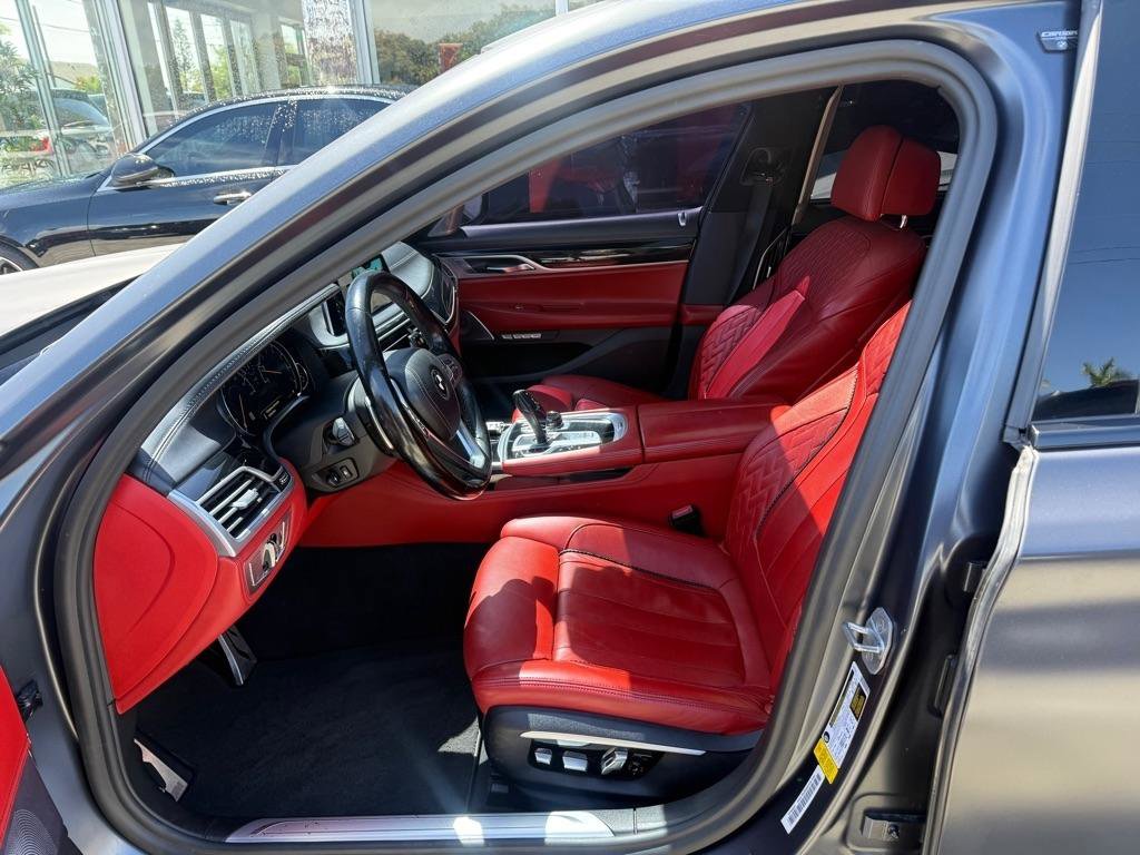 Used 2017 BMW 750i 750i Sedan image 25
