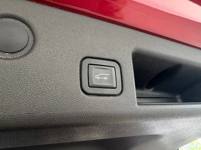 Used 2018 Chevrolet Equinox LT AWD/4WD image 39