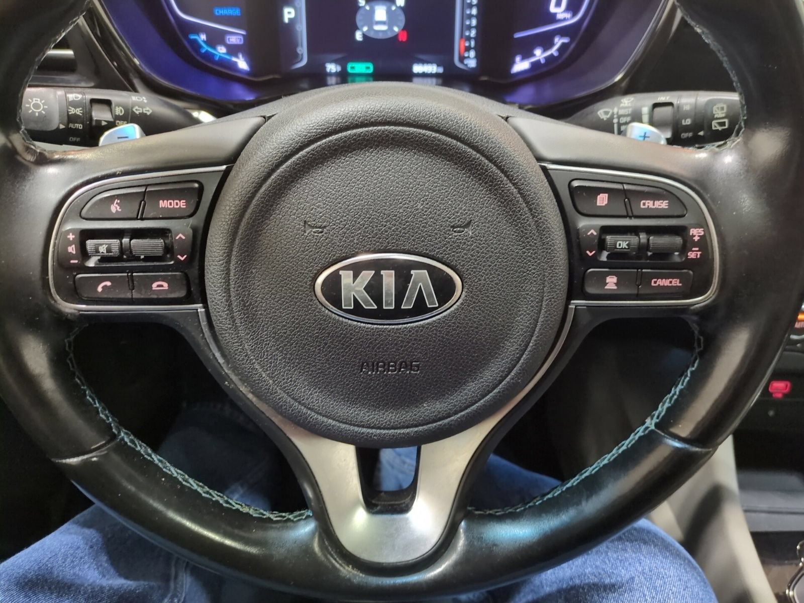 Used 2020 Kia Niro EX Premium FWD image 22