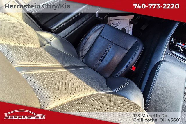 Used 2024 Jeep Wagoneer L Series II w/ Flexible Seating Group image 14