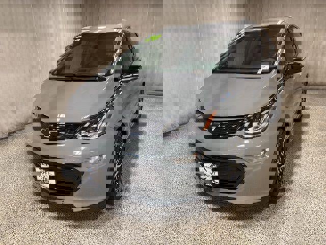 Used 2020 Chevrolet Bolt Premier w/ Infotainment Package image 6