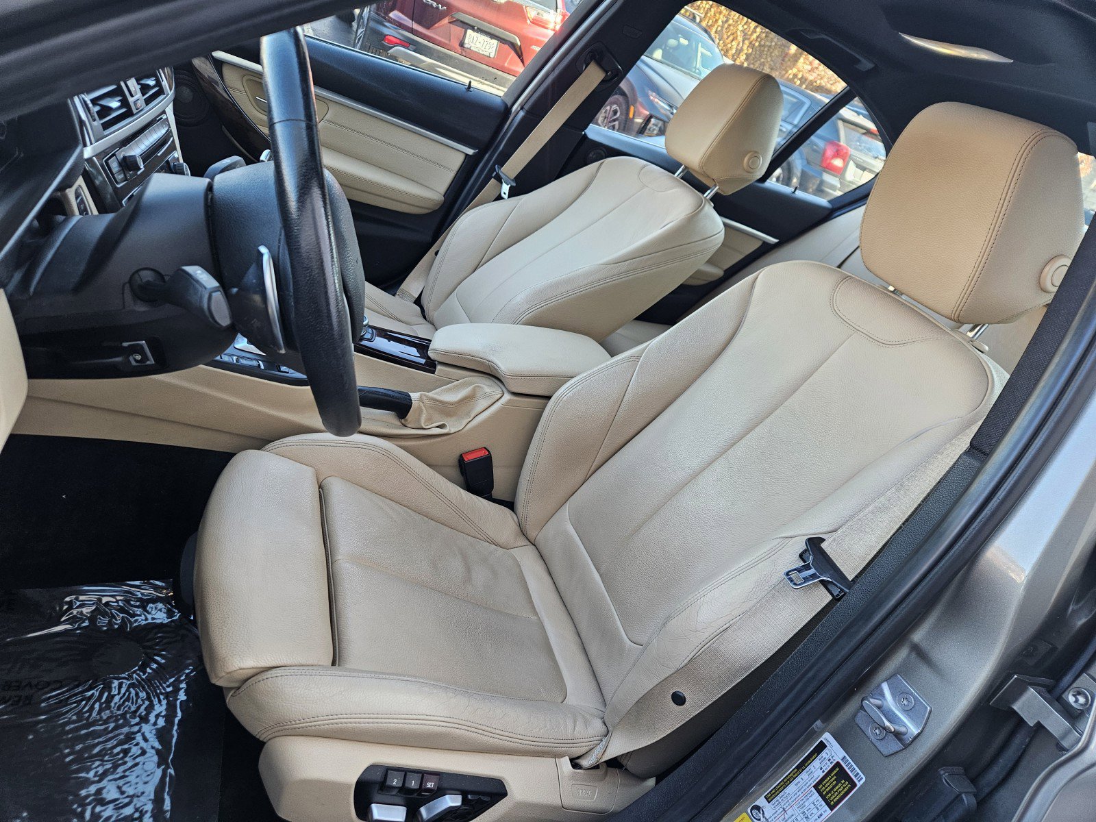 Used 2018 BMW 330i xDrive Sedan w/ Premium Package AWD/4WD image 21