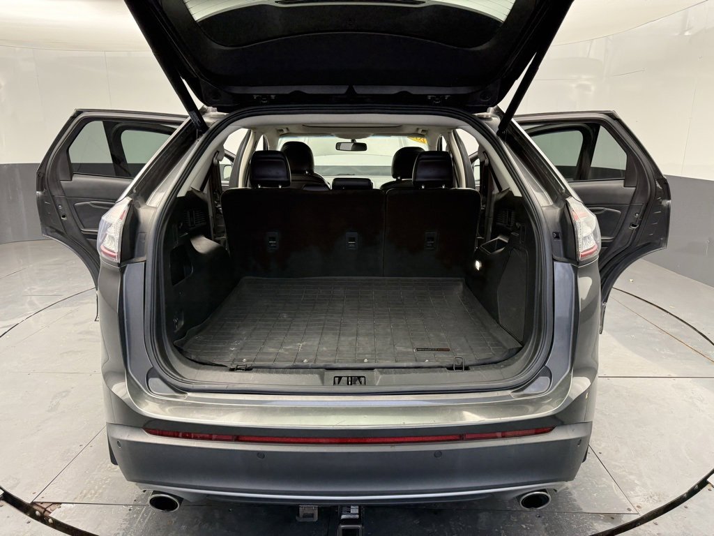 Used 2017 Ford Edge Titanium w/ Equipment Group 301A image 6