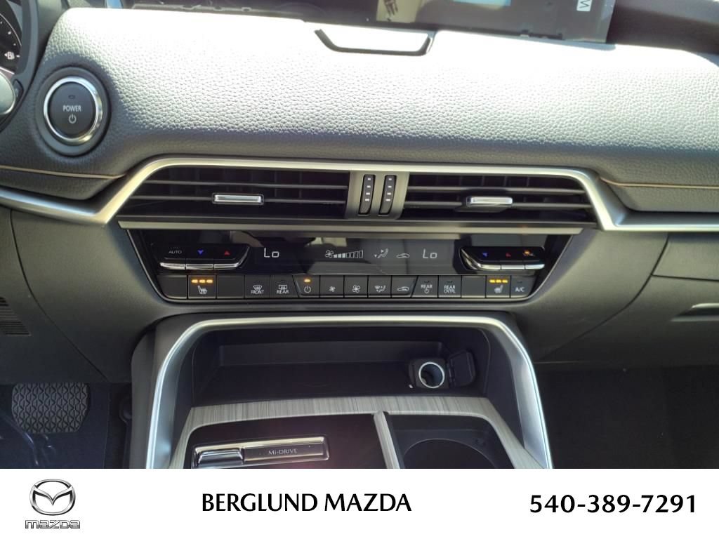 New 2025 MAZDA CX-70 Plug-In Hybrid w/ Premium Pkg AWD/4WD image 18