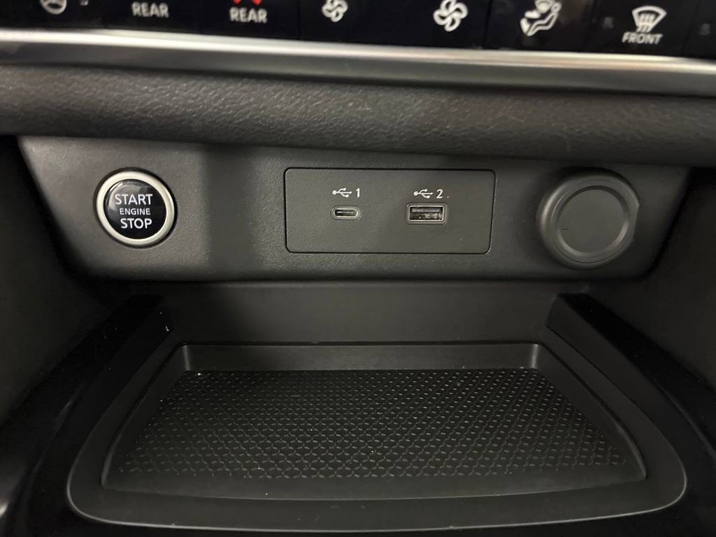 Used 2023 Nissan Rogue SL w/ SL Premium Package image 24