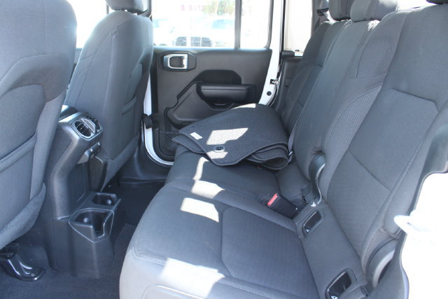 Used 2022 Jeep Gladiator Sport AWD/4WD image 37