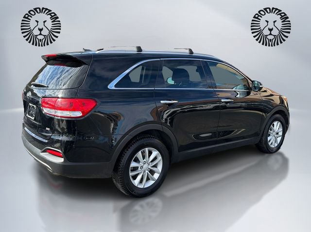 Used 2017 Kia Sorento LX image 5