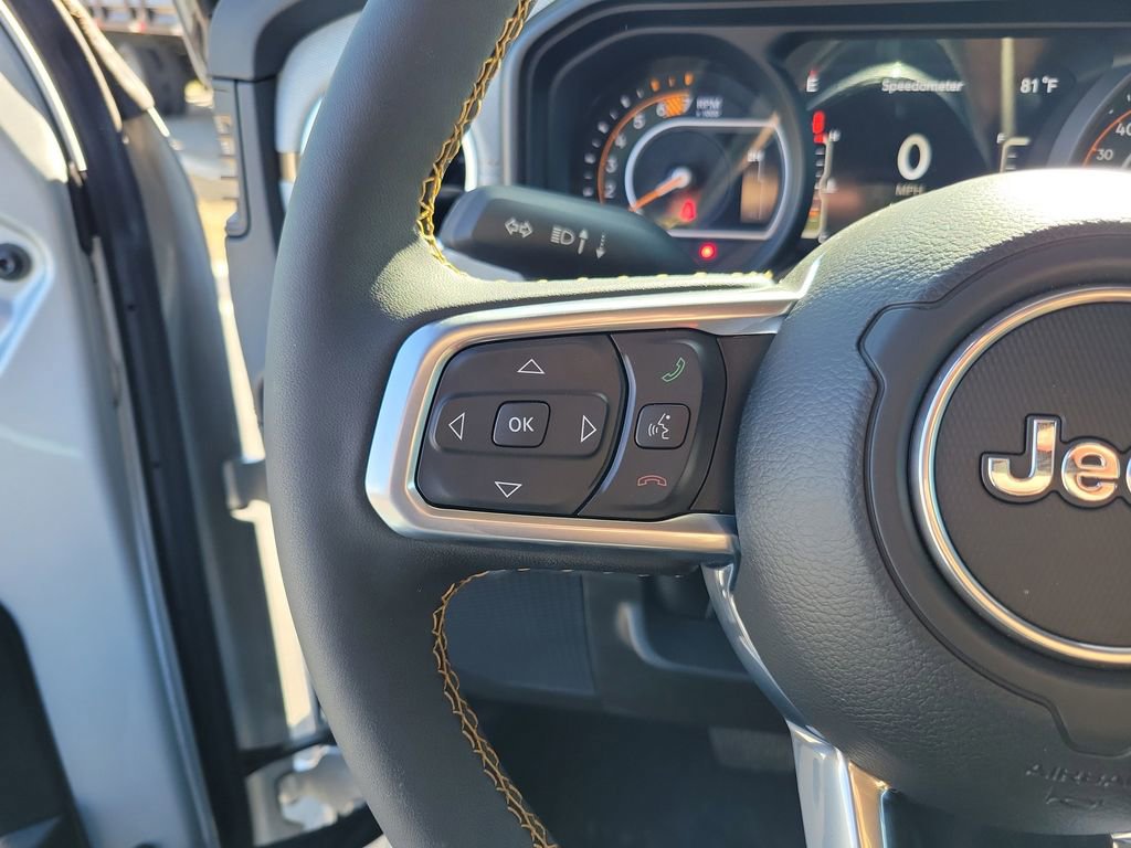 Used 2024 Jeep Wrangler Sahara image 15
