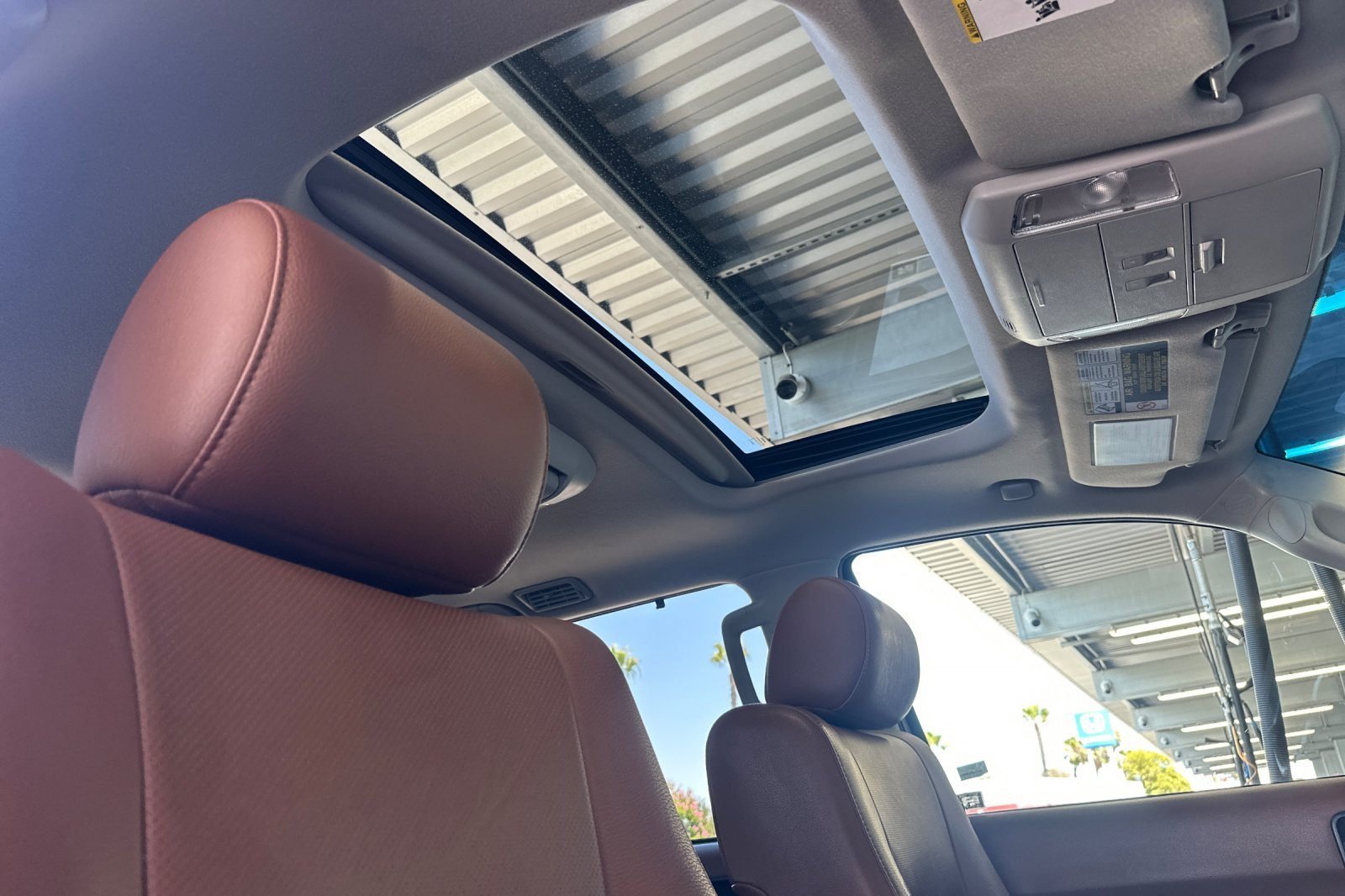 Certified 2016 Toyota Sequoia Platinum AWD/4WD image 18