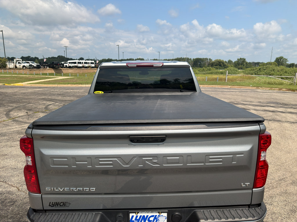Used 2023 Chevrolet Silverado 1500 LT AWD/4WD image 35