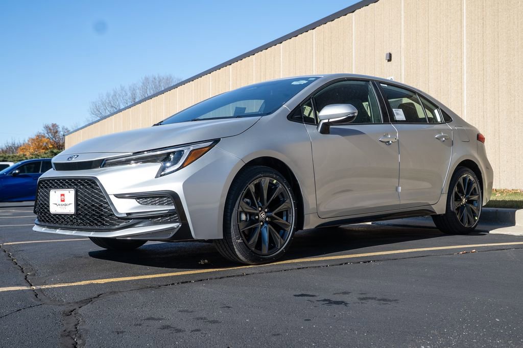 New 2026 Toyota Corolla SE w/ SE Package image 4