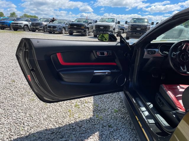 Used 2022 Ford Mustang GT Premium w/ Equipment Group 401A RWD image 15