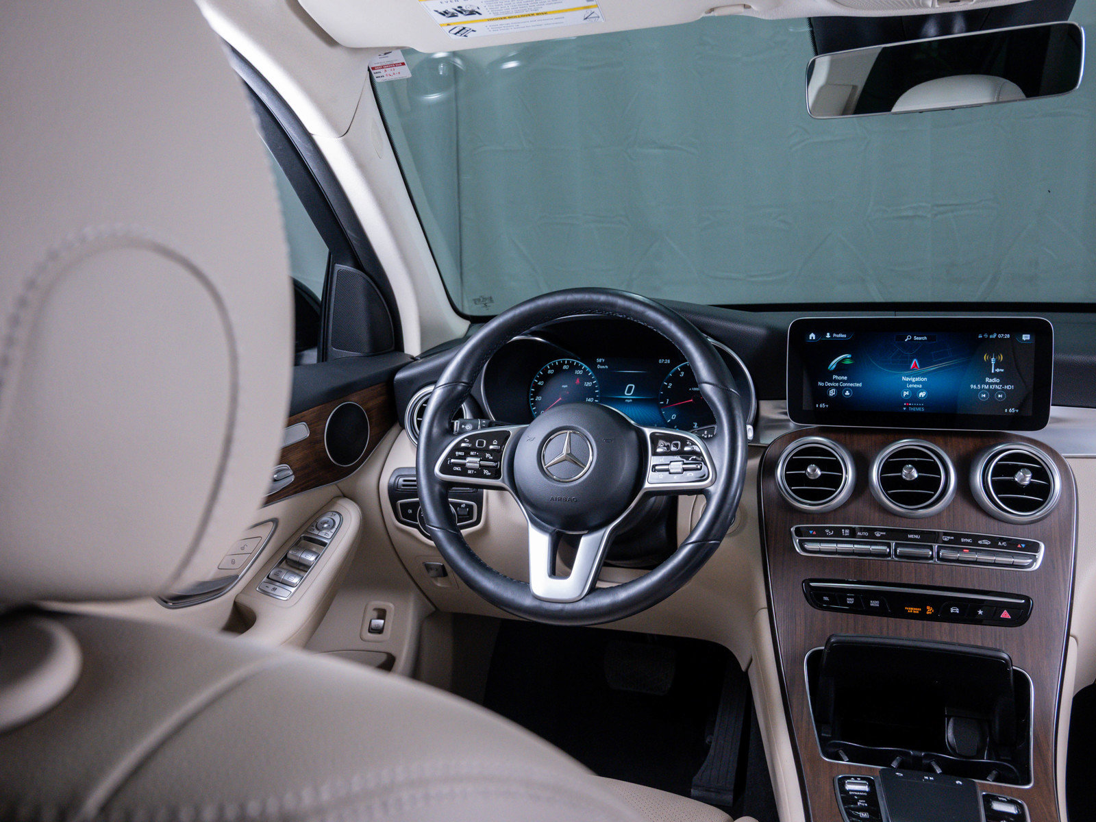 Used 2022 Mercedes-Benz GLC 300 4MATIC image 14