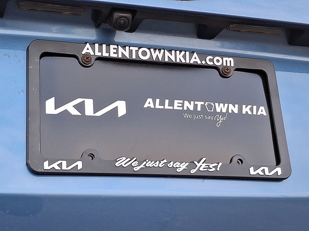 Used 2022 Subaru Forester Limited image 32