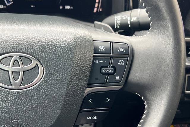 Certified 2025 Toyota Camry SE w/ Convenience Package image 26