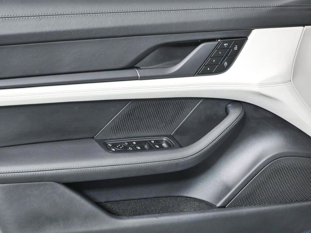 Certified 2023 Porsche Taycan RWD image 6