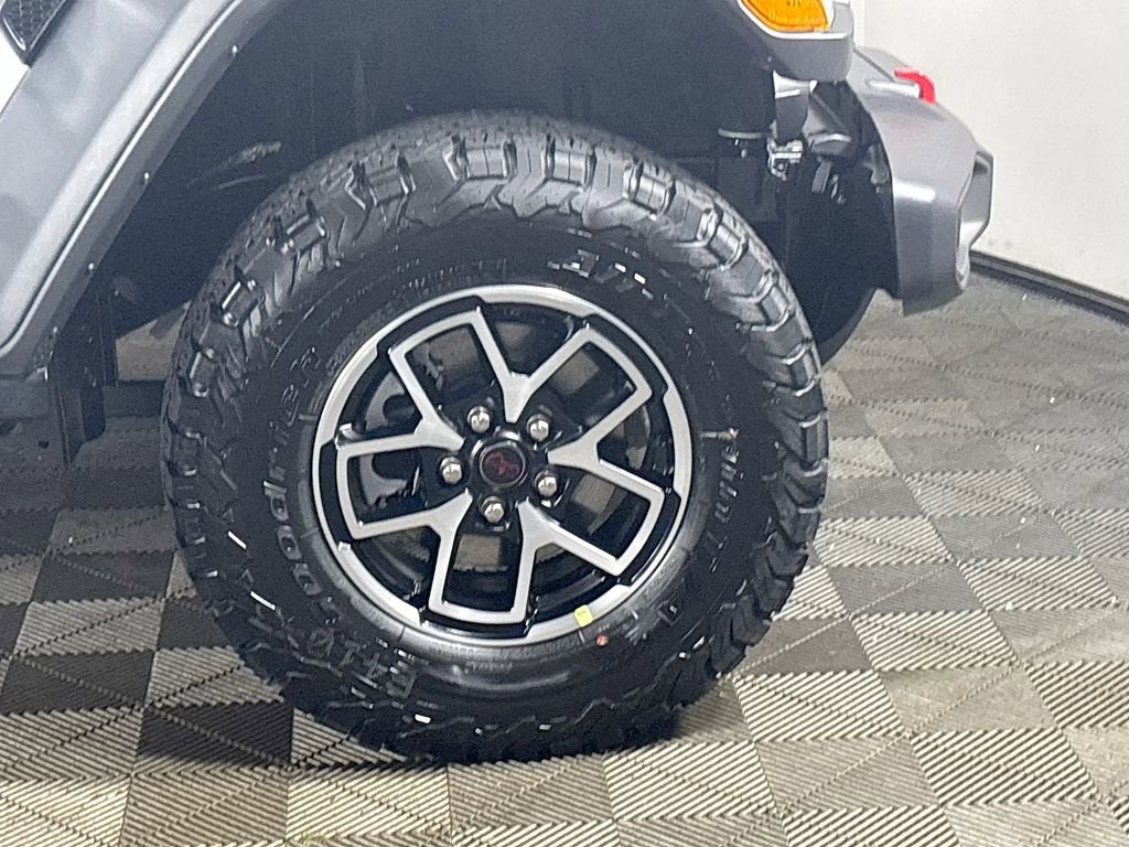 New 2025 Jeep Wrangler Unlimited Rubicon image 24