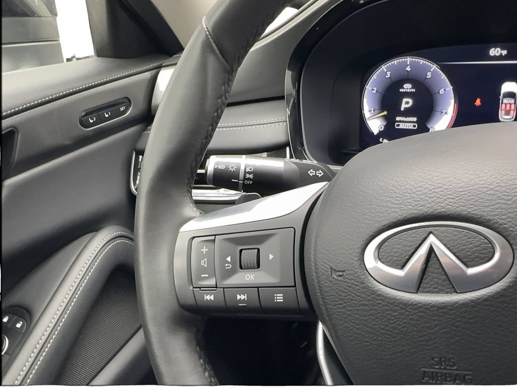 Used 2024 INFINITI QX60 Luxe w/ Cargo Package AWD/4WD image 44