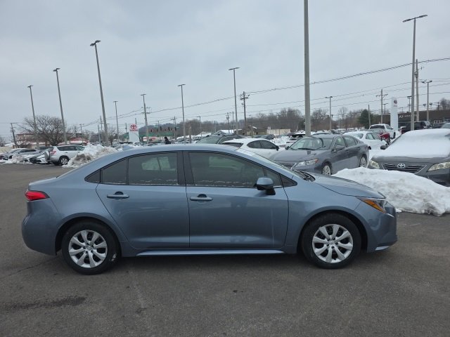 Certified 2024 Toyota Corolla LE image 3