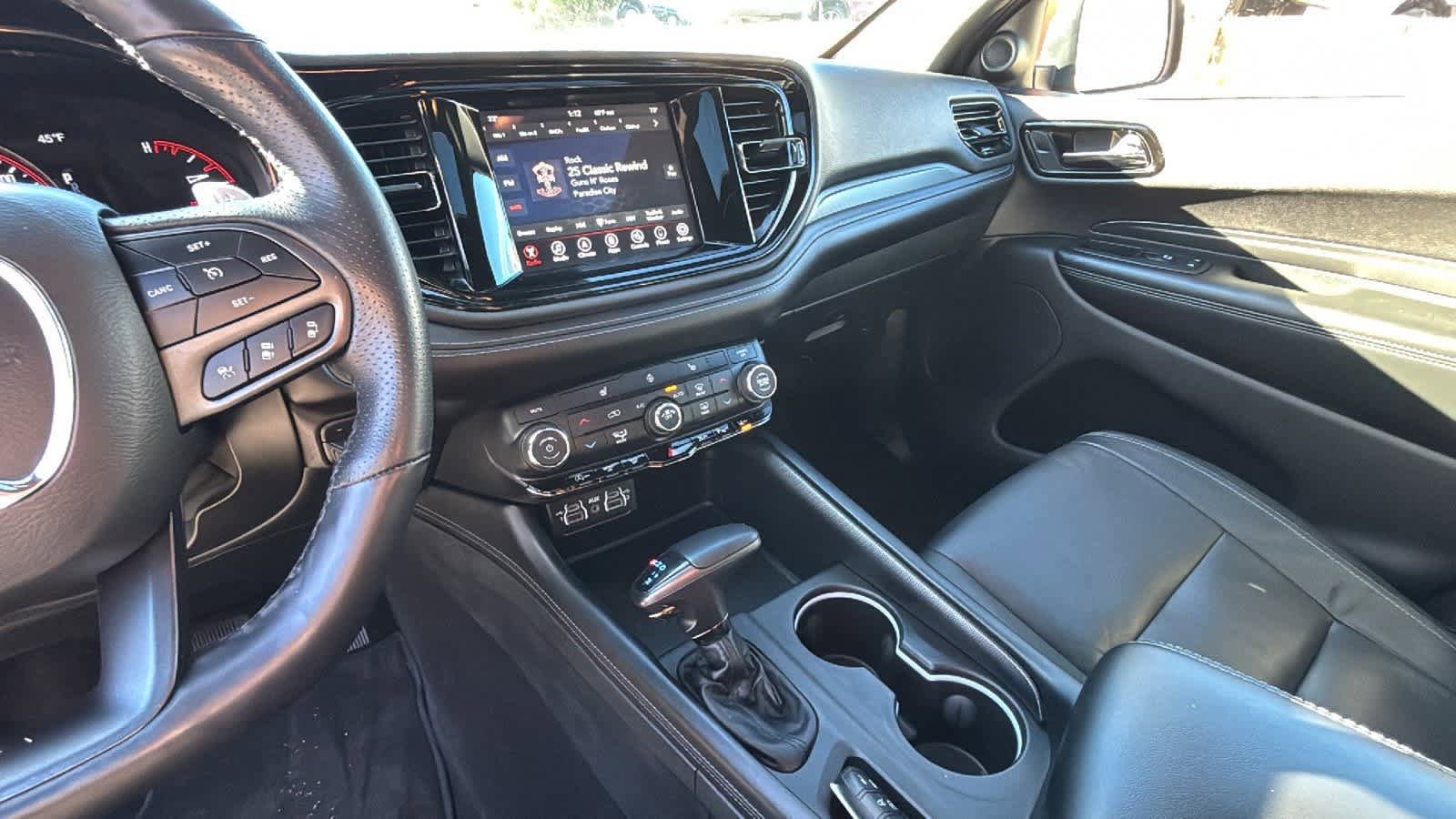 Used 2022 Dodge Durango GT image 21