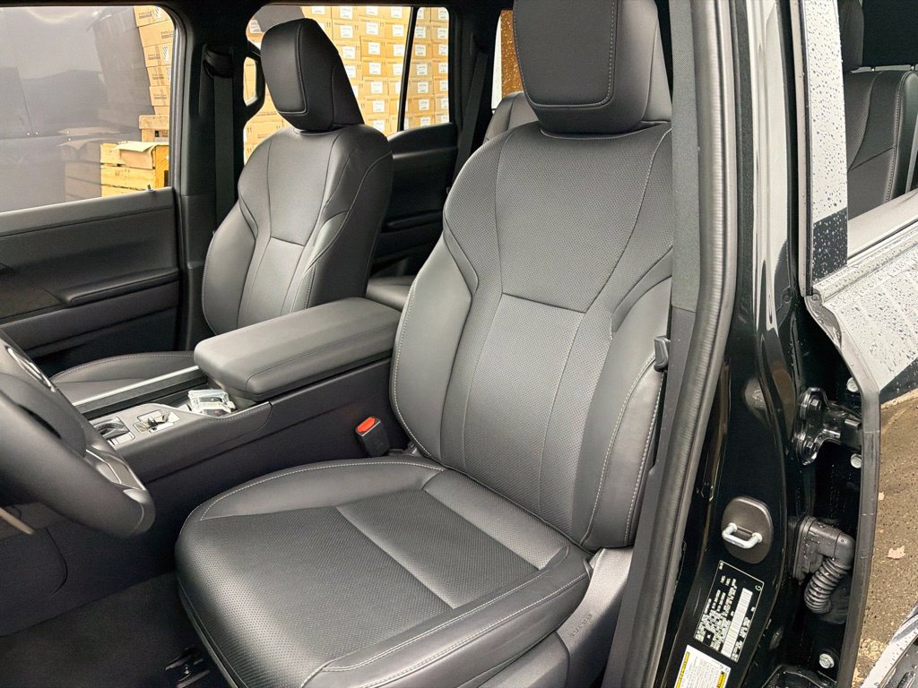 Used 2025 Lexus GX 550 AWD/4WD image 21